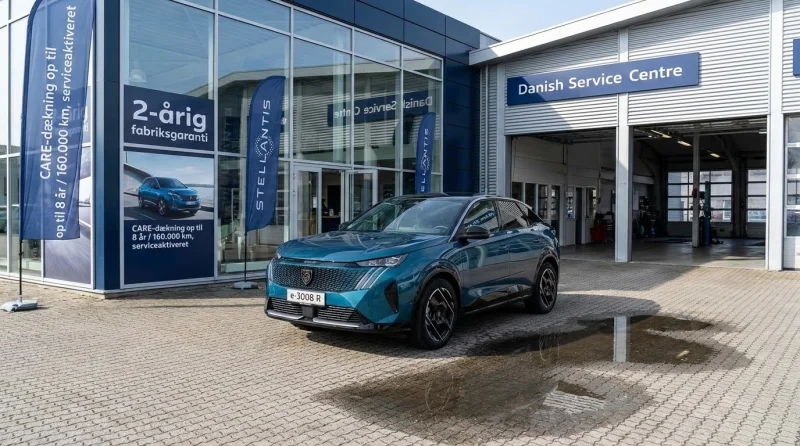 Stellantis ændrer elbil-garantien i Danmark: 2 år + serviceaktiveret CARE op til 8 år – hvad betyder det for dig?